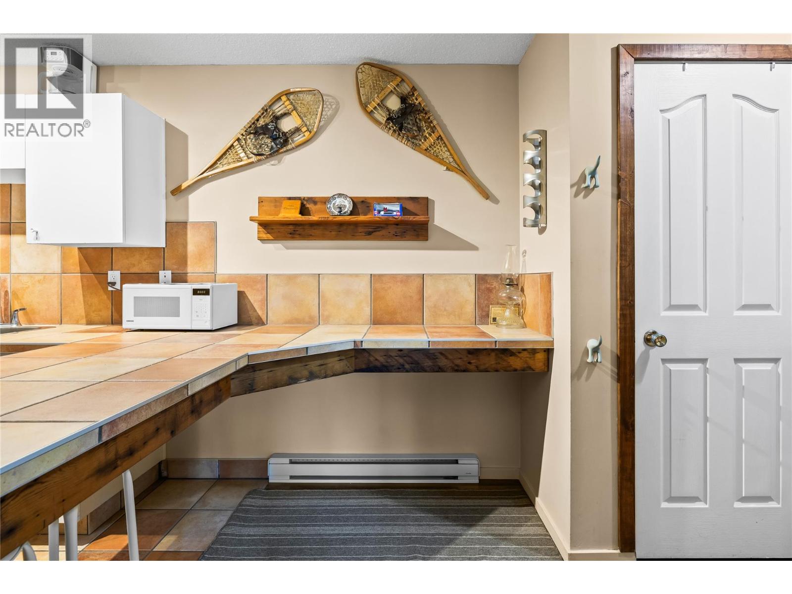 6375 Whiskey Jack Road Unit# 308, Big White