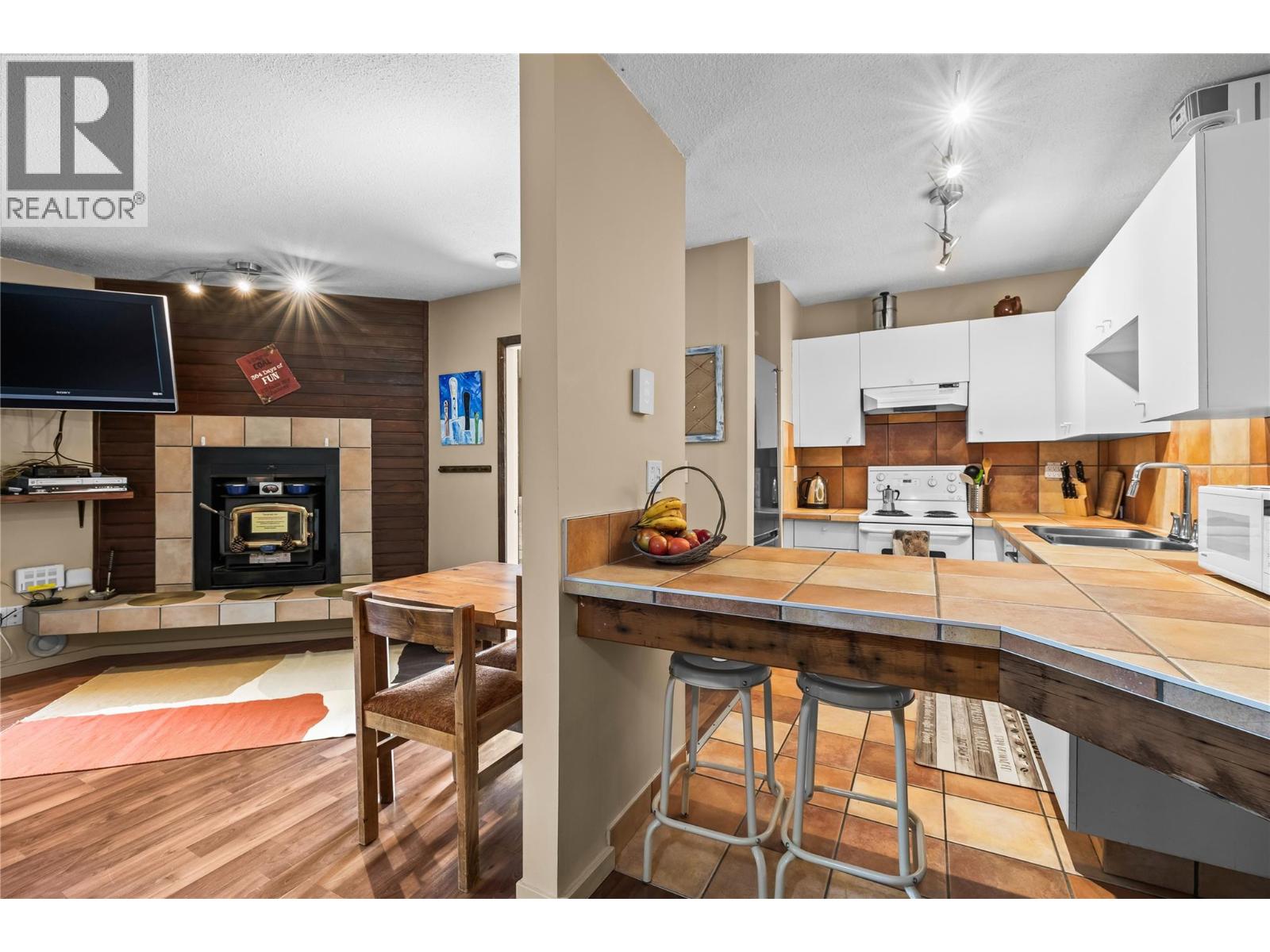 6375 Whiskey Jack Road Unit# 308, Big White