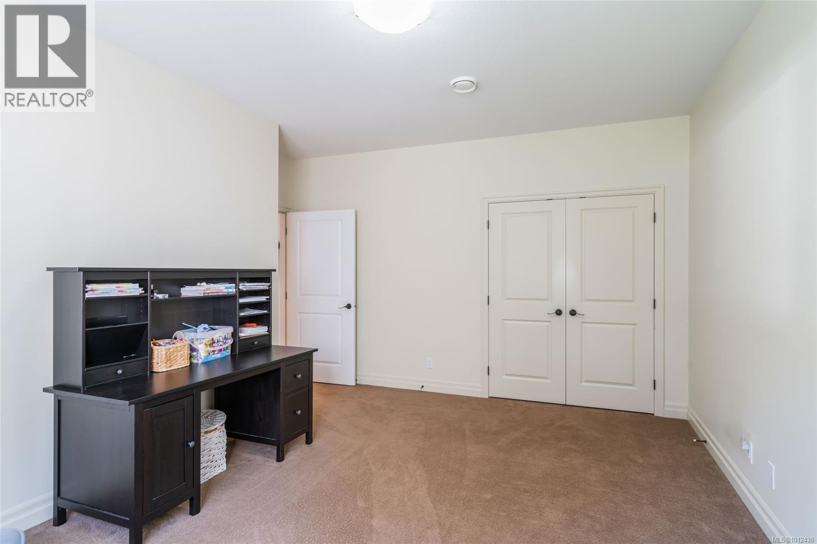 2904 Dolphin Dr, Nanoose Bay