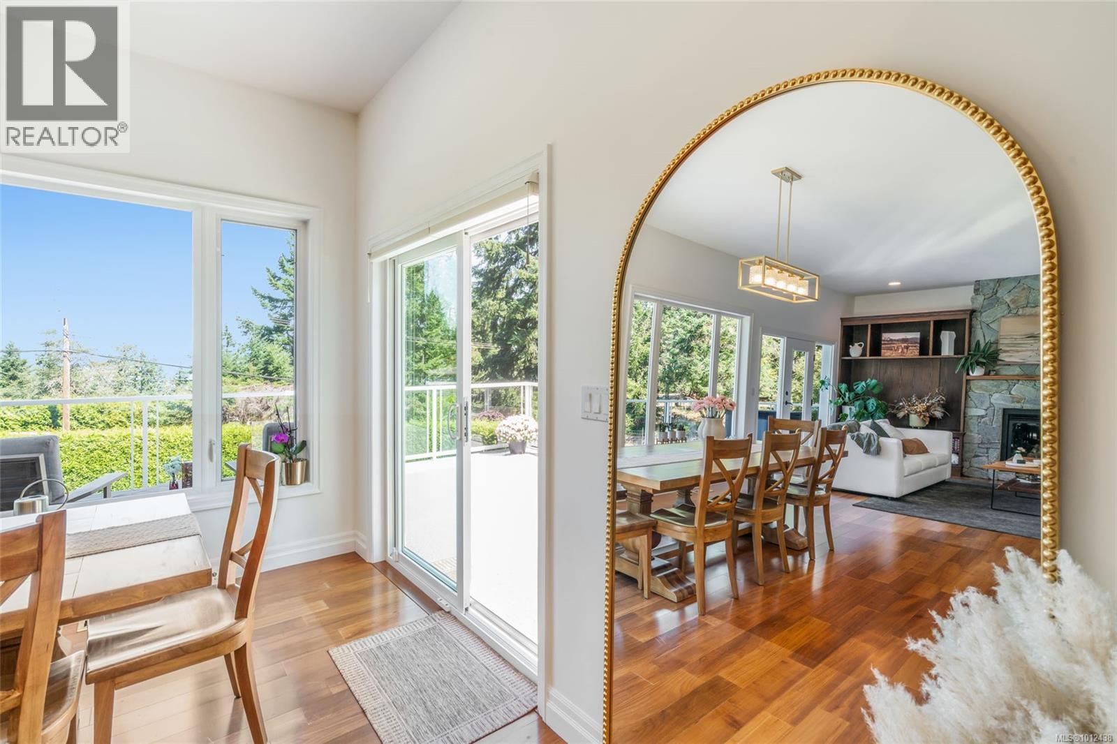 2904 Dolphin Dr, Nanoose Bay