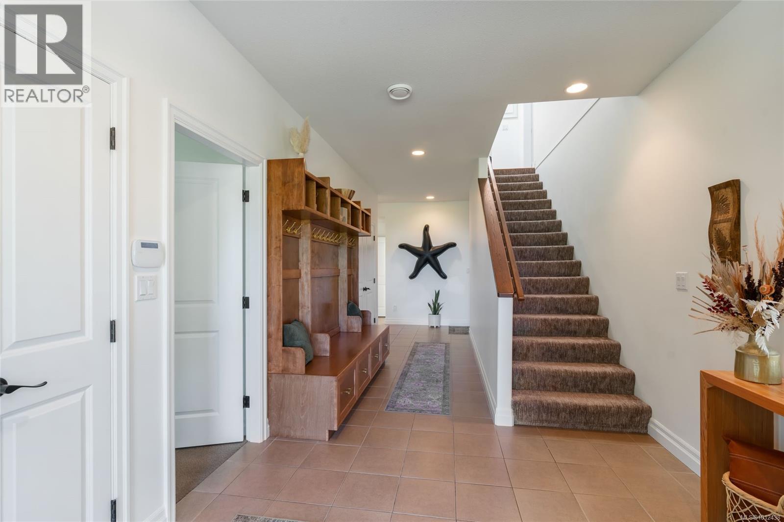 2904 Dolphin Dr, Nanoose Bay