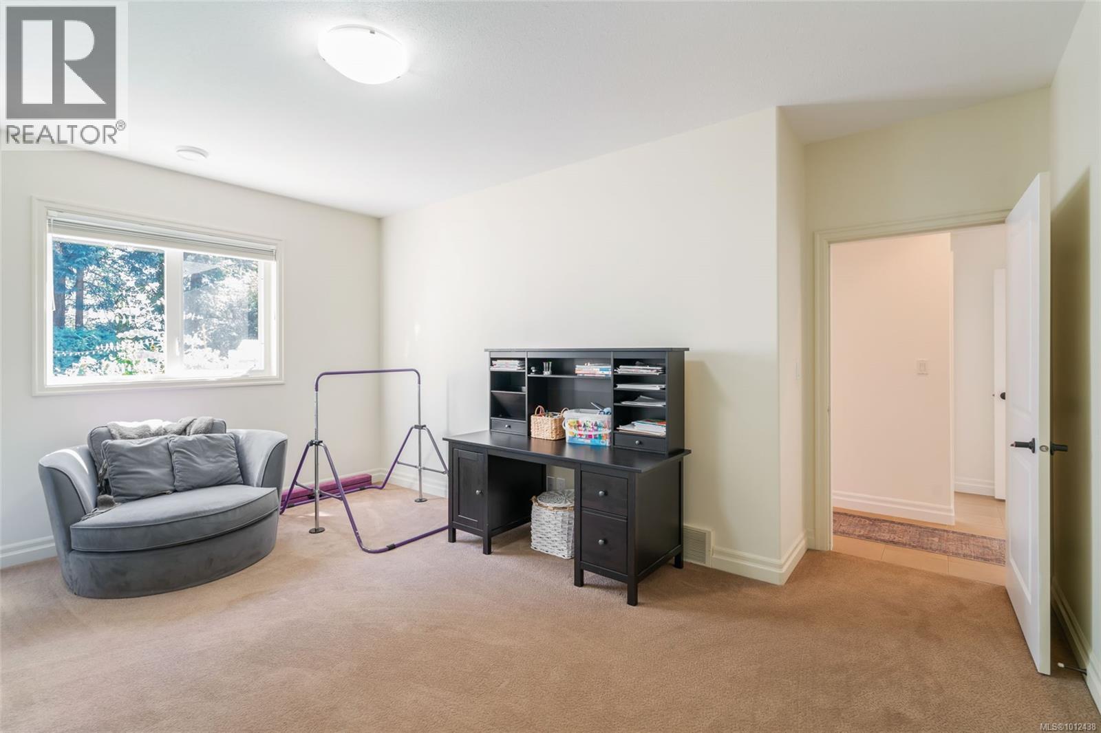 2904 Dolphin Dr, Nanoose Bay