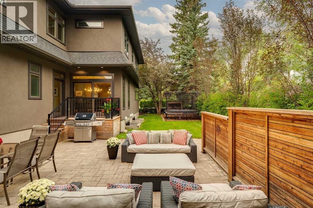 Single Family House for Sale in  Varal Place NW Varsity Calgary 