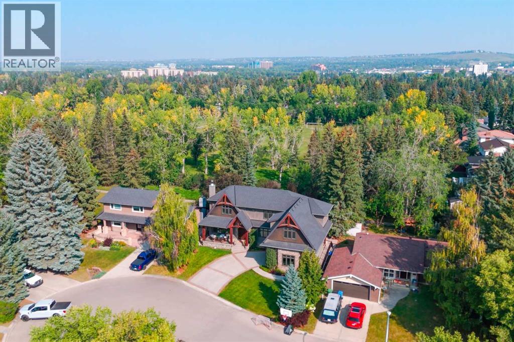 Single Family House for Sale in  Varal Place NW Varsity Calgary 