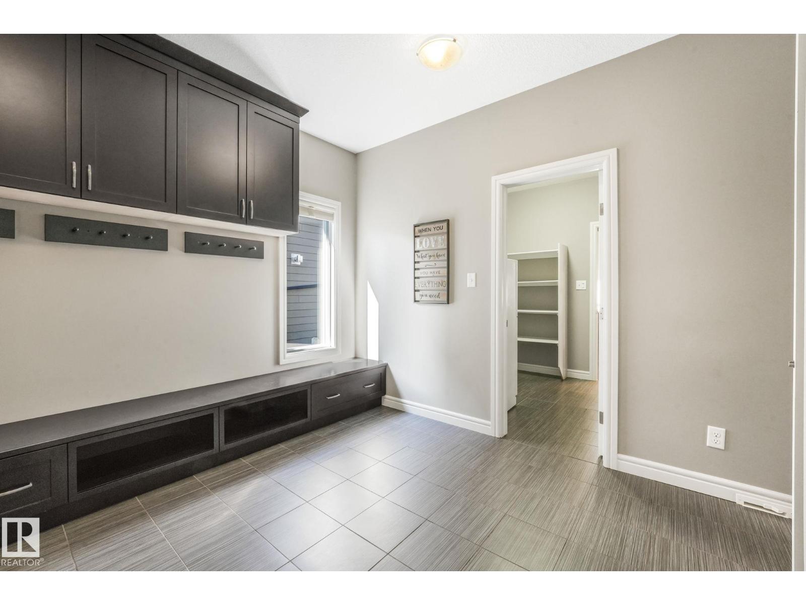 1232 CHAHLEY LANDING LD NW, Edmonton