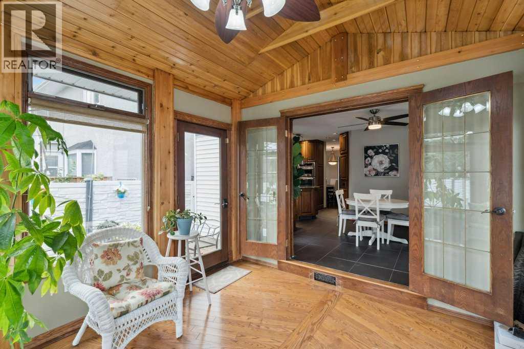 Single Family House for Sale in  Sandringham Close NW Sandstone Valley Calgary 