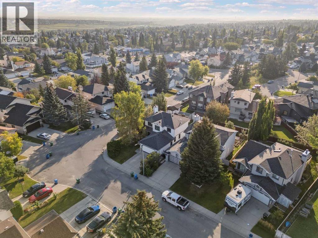 Single Family House for Sale in  Sandringham Close NW Sandstone Valley Calgary 