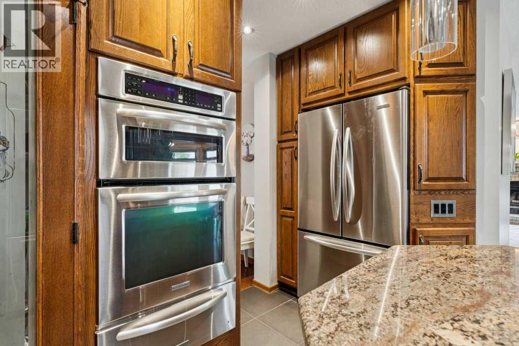 Single Family House for Sale in  Sandringham Close NW Sandstone Valley Calgary 