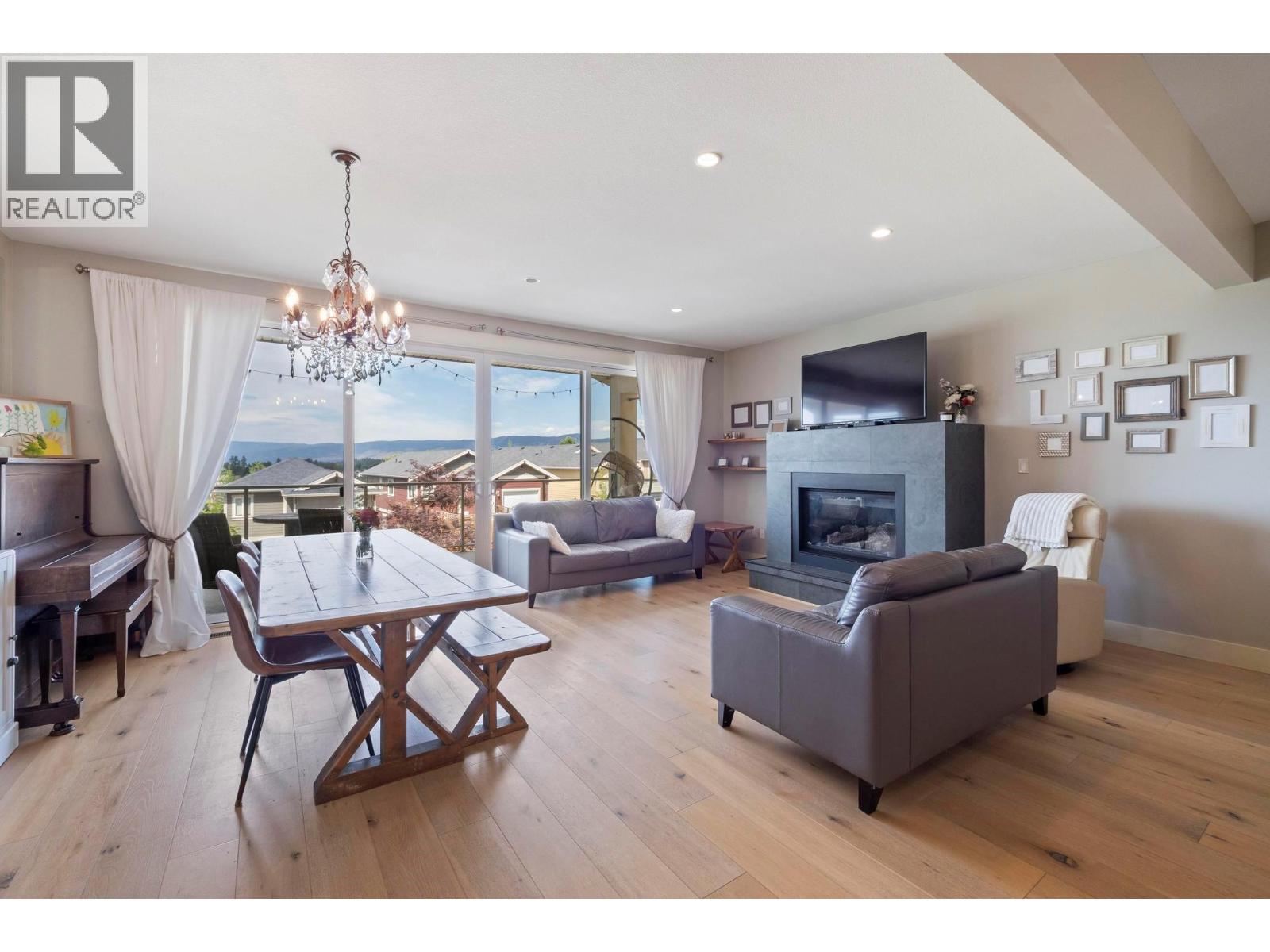  1174 Bergamot Avenue, Kelowna