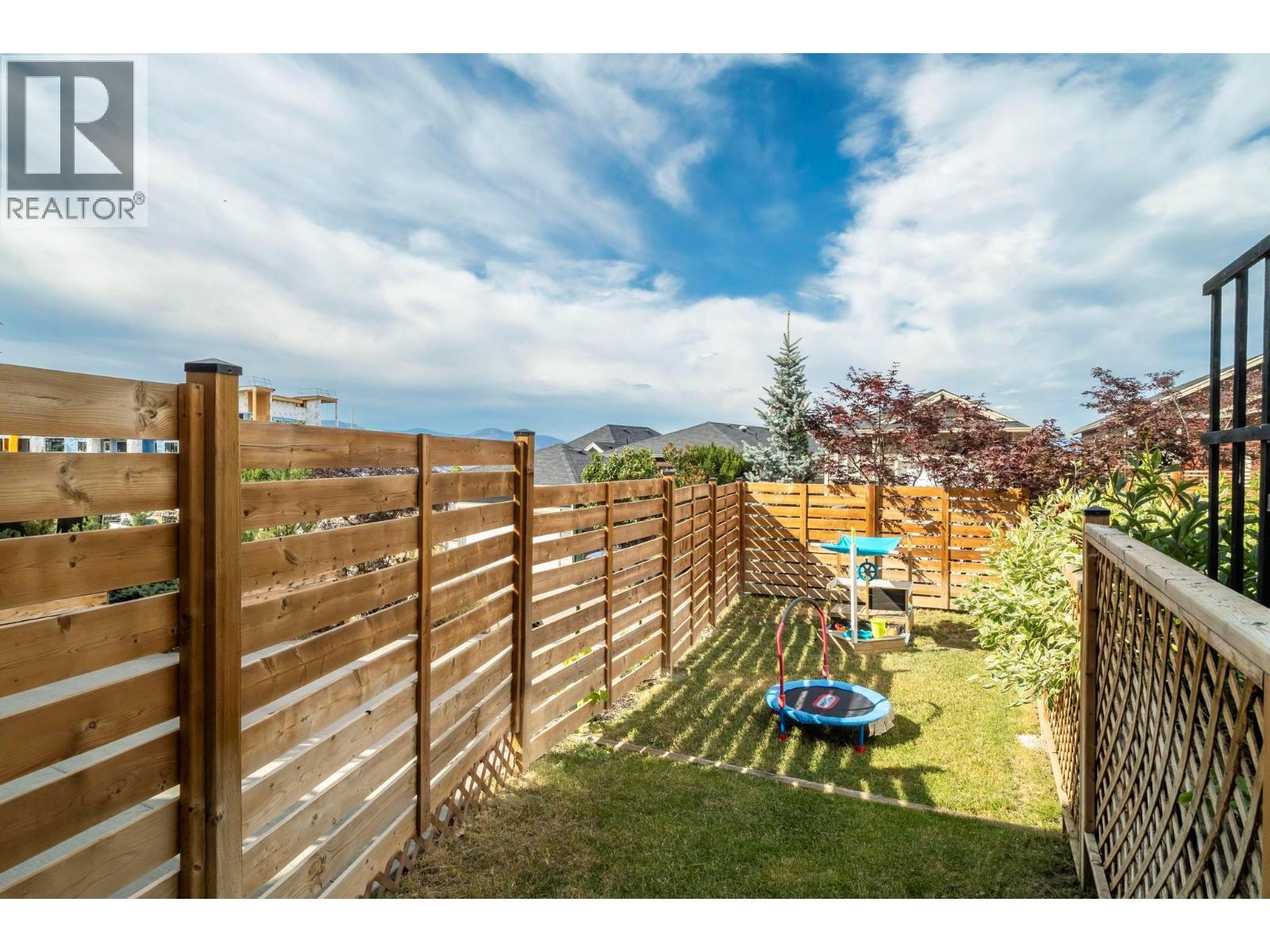  1174 Bergamot Avenue, Kelowna