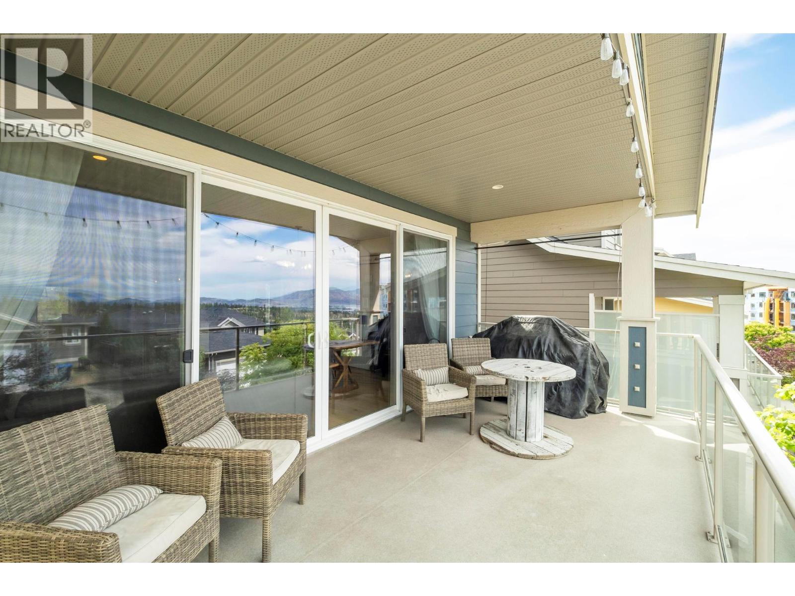  1174 Bergamot Avenue, Kelowna