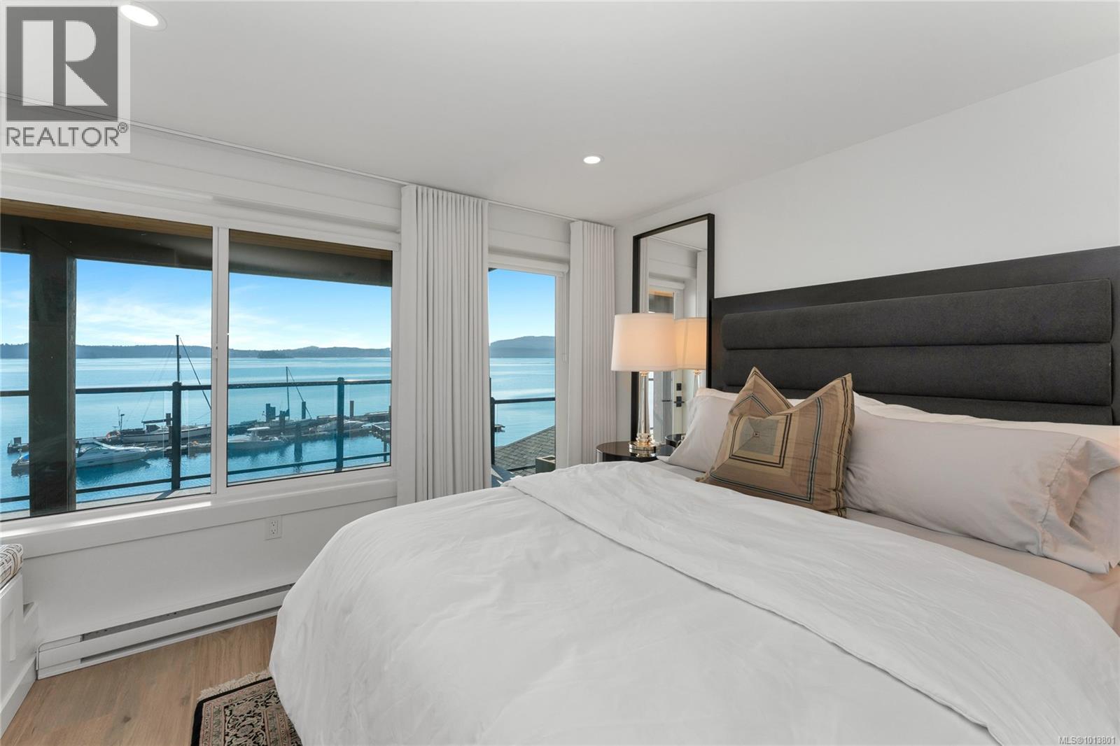 4 1723 Sandy Beach Road, Mill Bay