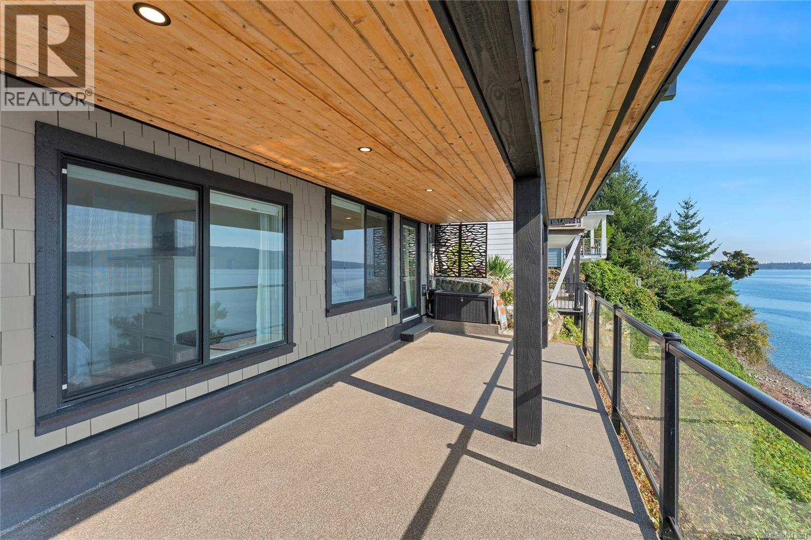 4 1723 Sandy Beach Road, Mill Bay