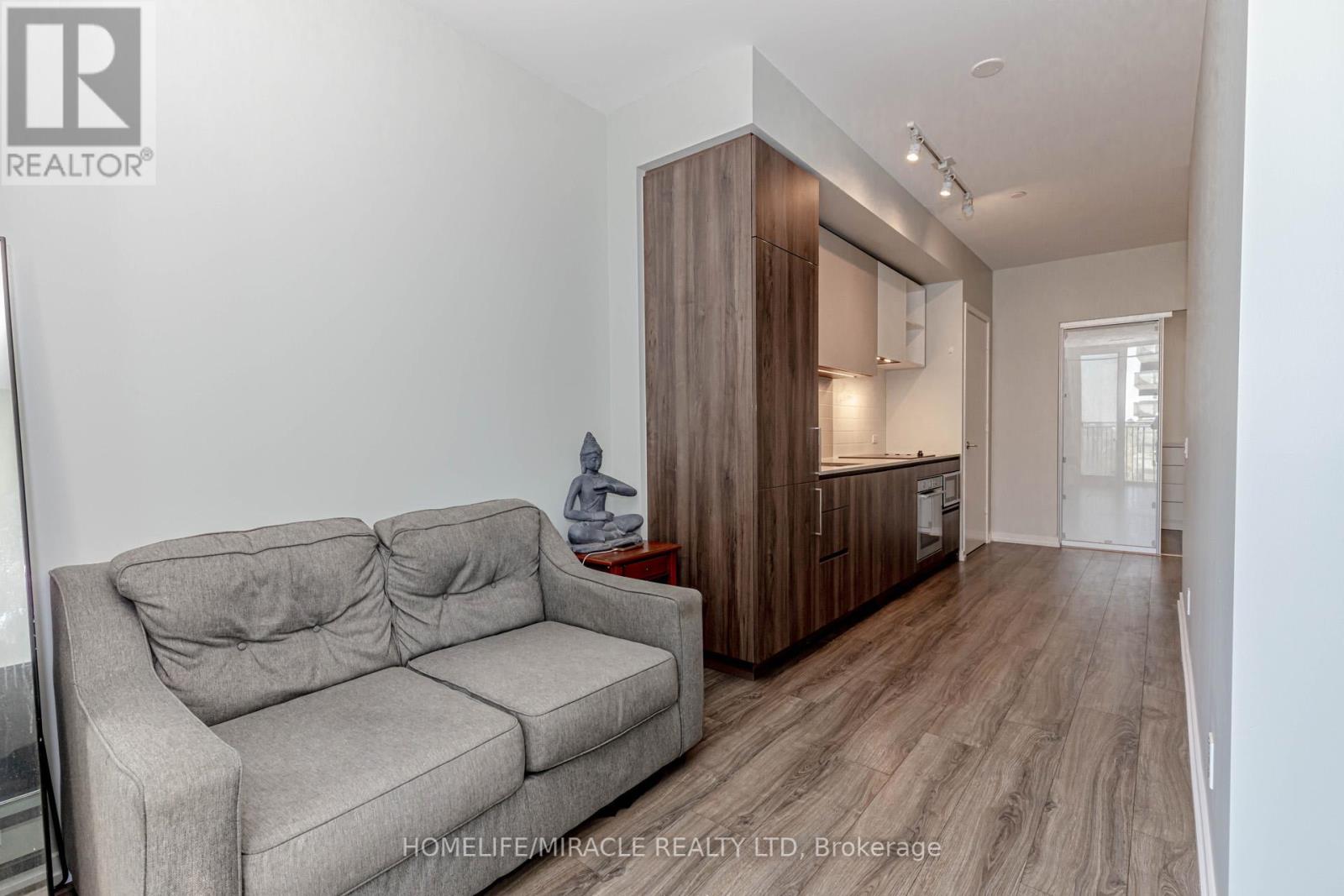 #501 7890 JANE STREET - 16