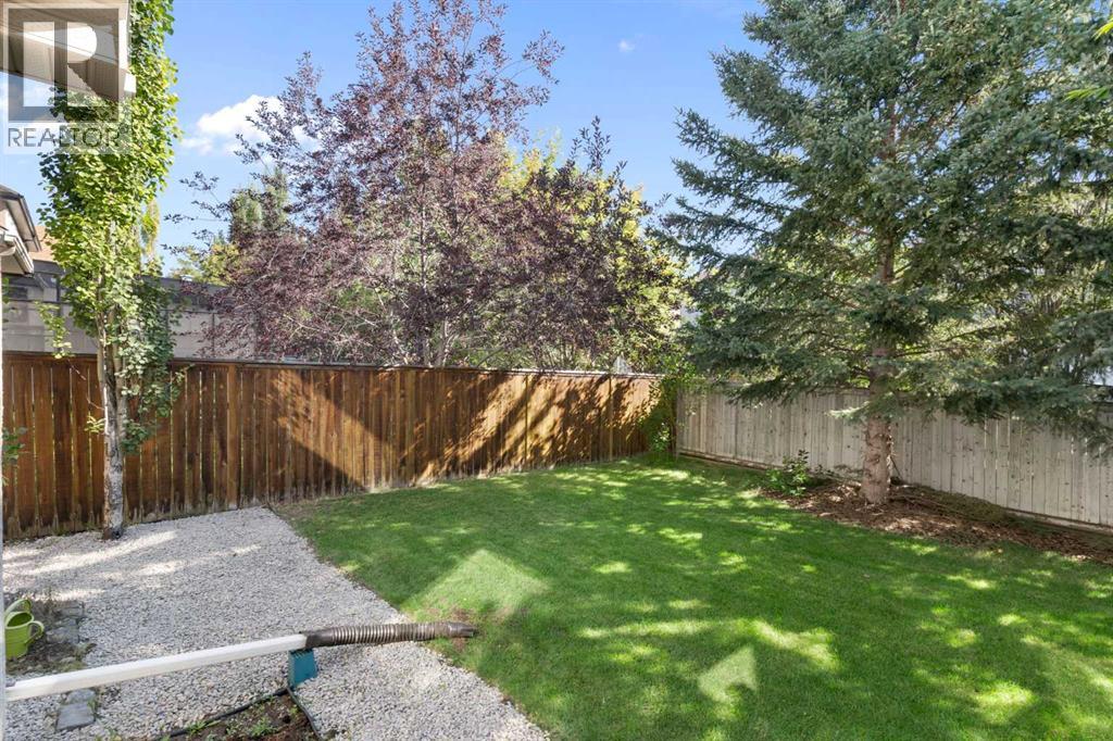 Single Family House for Sale in  Tuscany Glen Way NW Tuscany Calgary 