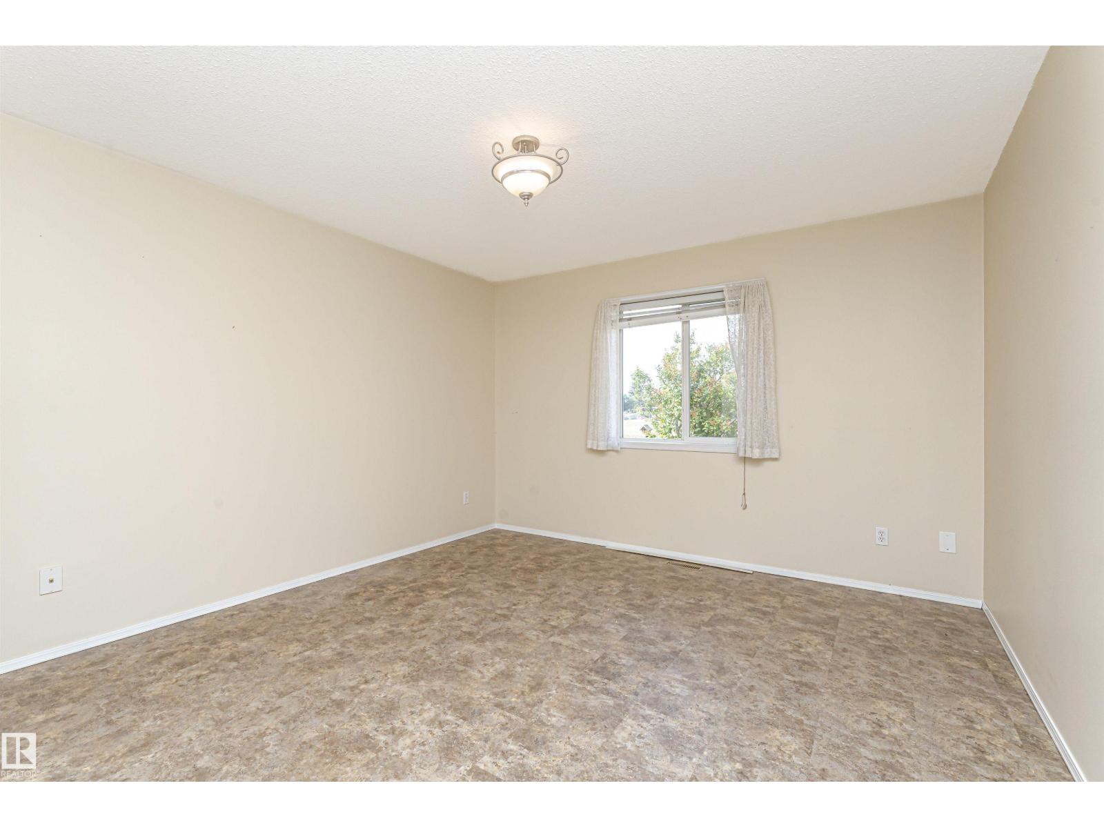 #66 13320 124 ST NW NW, Edmonton