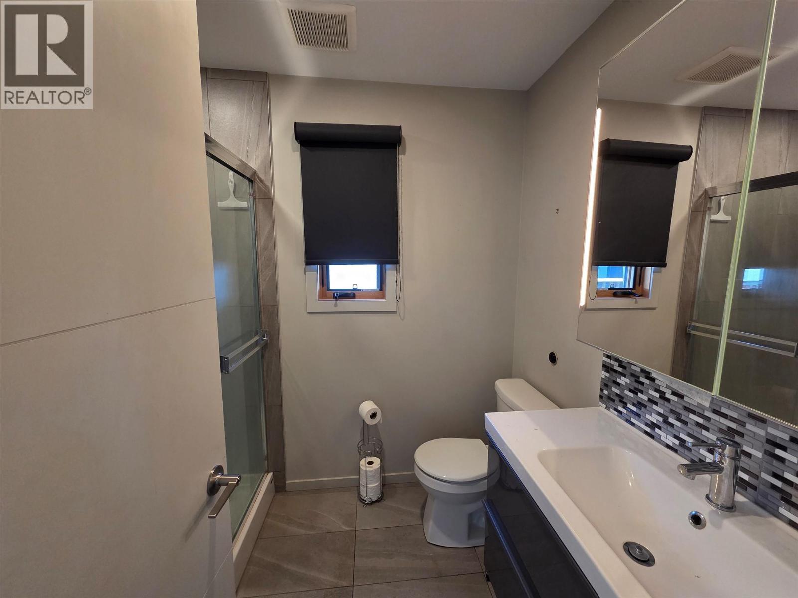 49 4354 Highway 3 Other, Keremeos