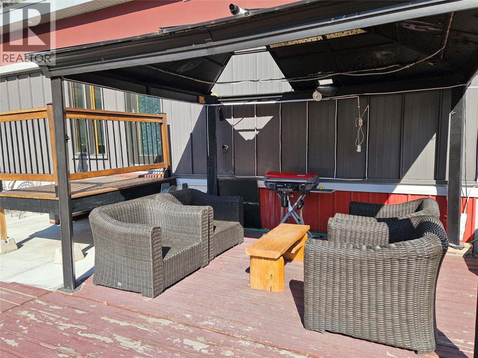 49 4354 Highway 3 Other, Keremeos