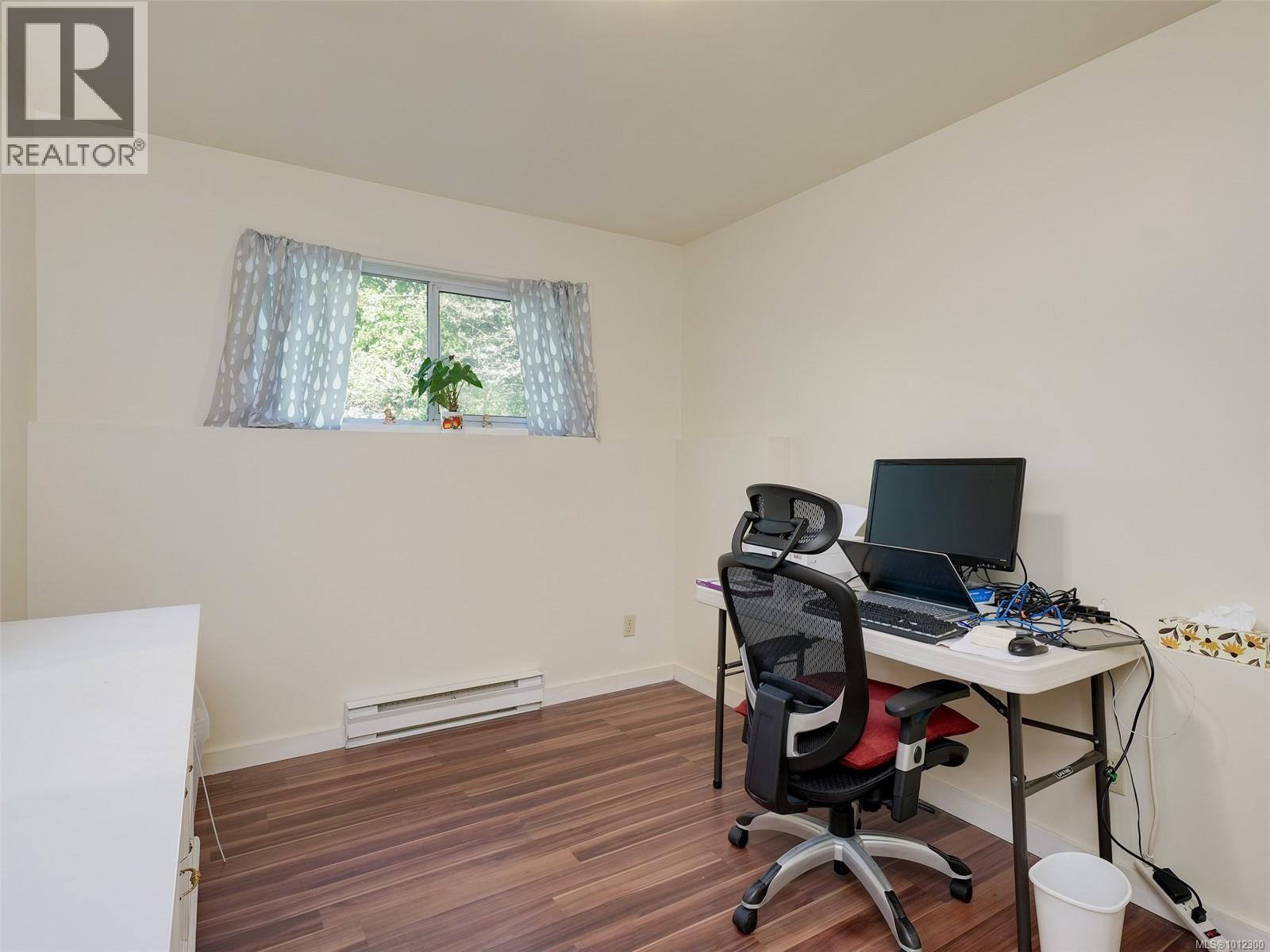  6608 Rey Road, Central Saanich