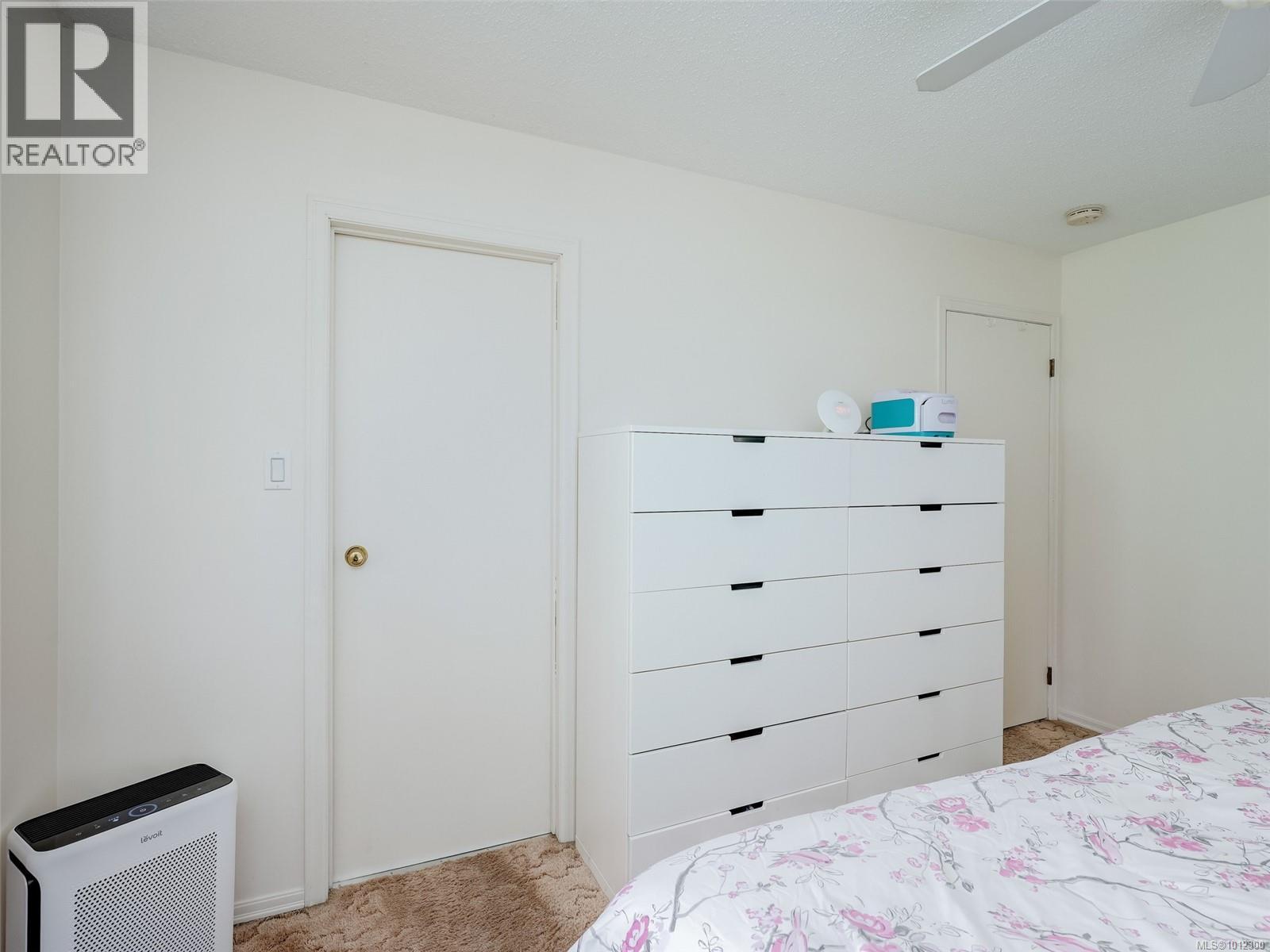  6608 Rey Road, Central Saanich