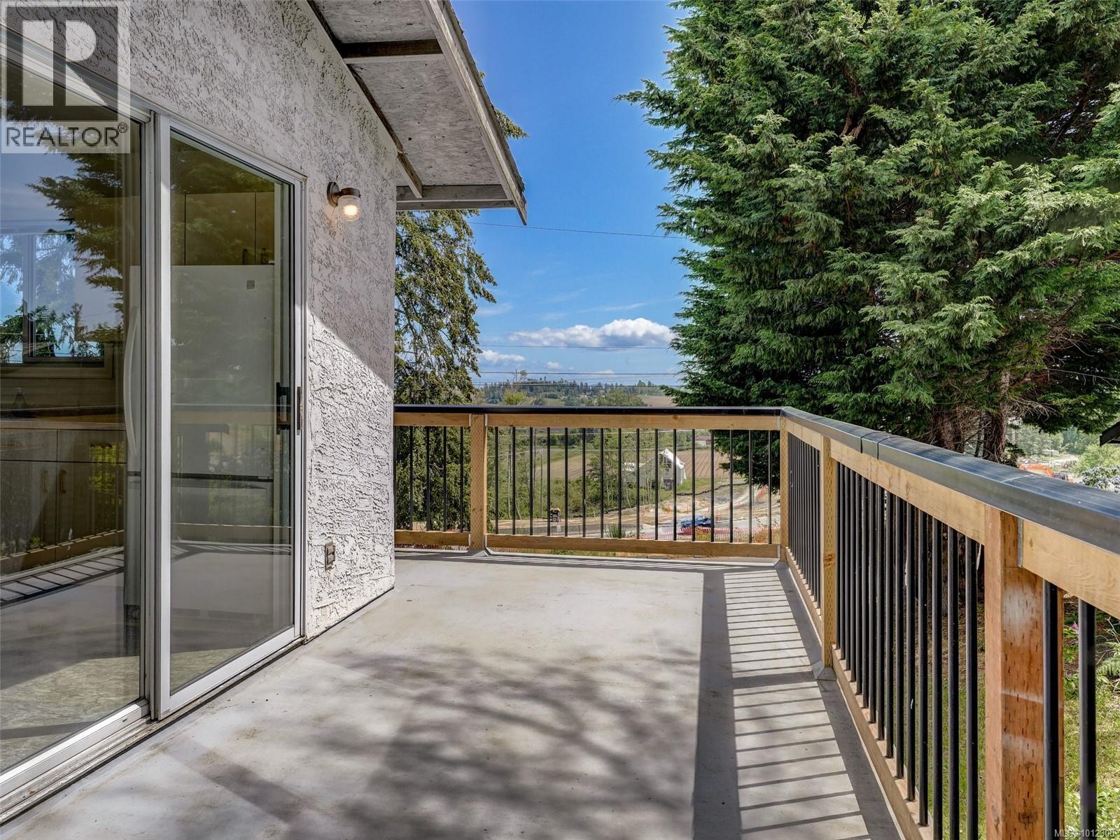  6608 Rey Road, Central Saanich