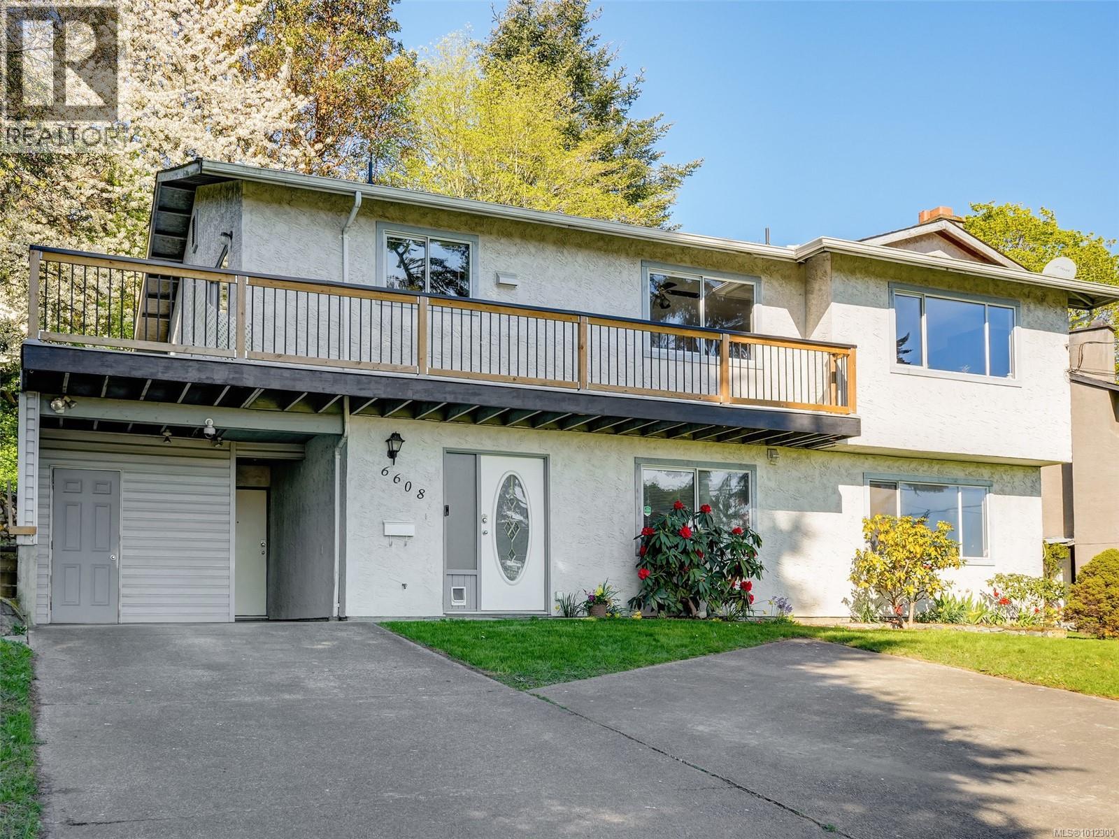  6608 Rey Road, Central Saanich