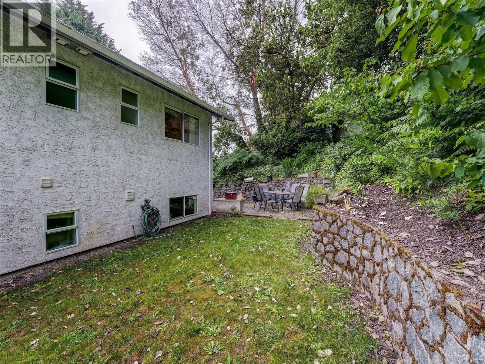  6608 Rey Road, Central Saanich