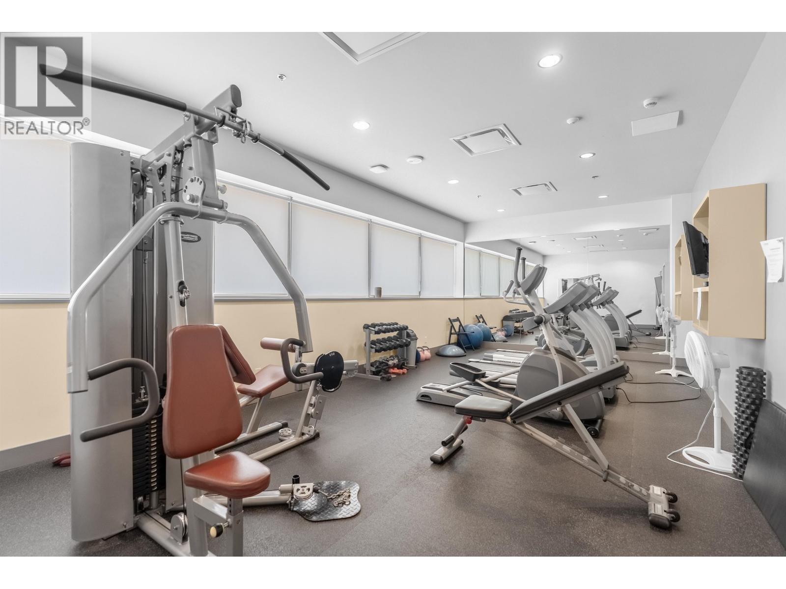 1401 150 W 15TH STREET, North Vancouver