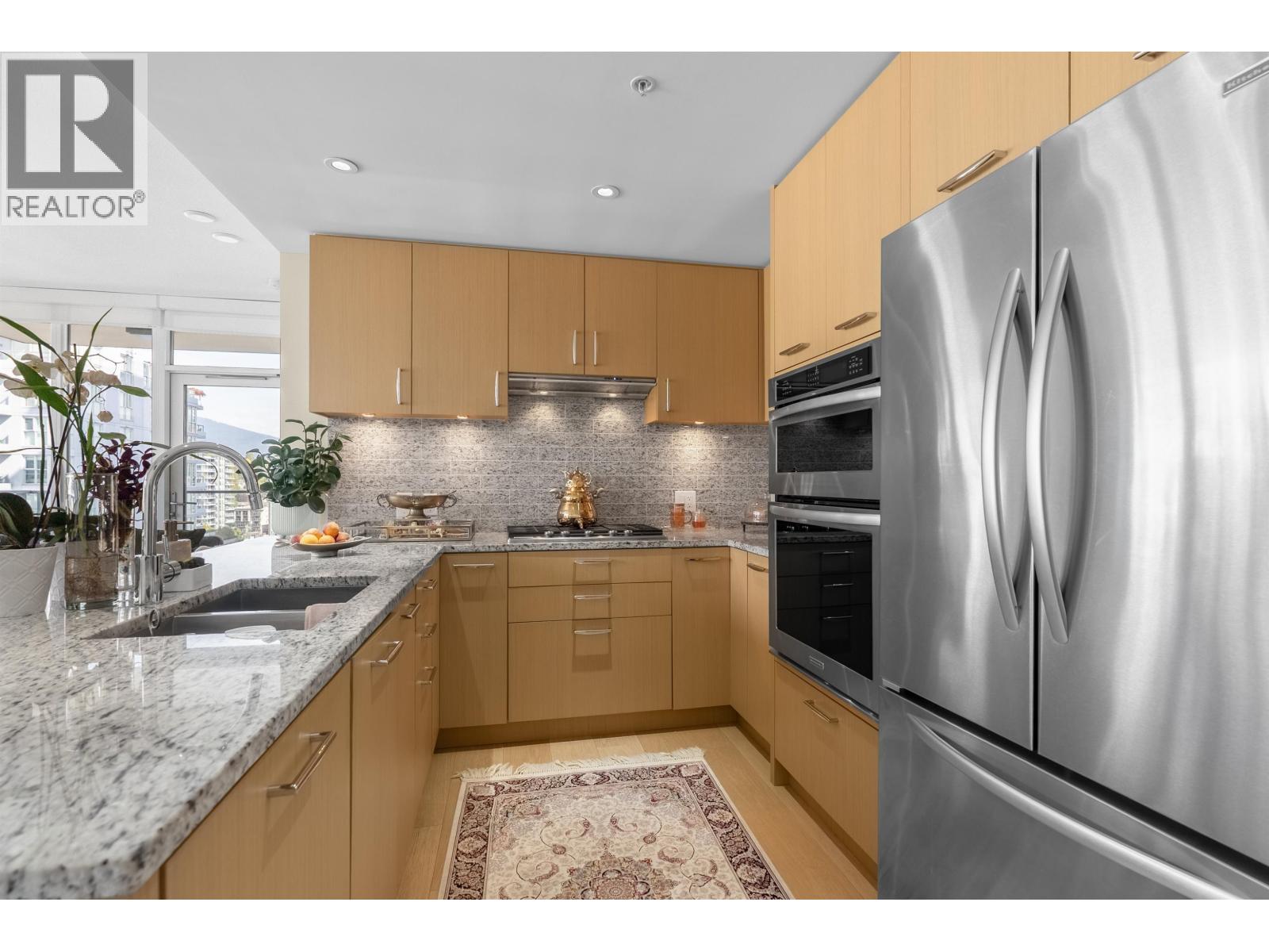 1401 150 W 15TH STREET, North Vancouver