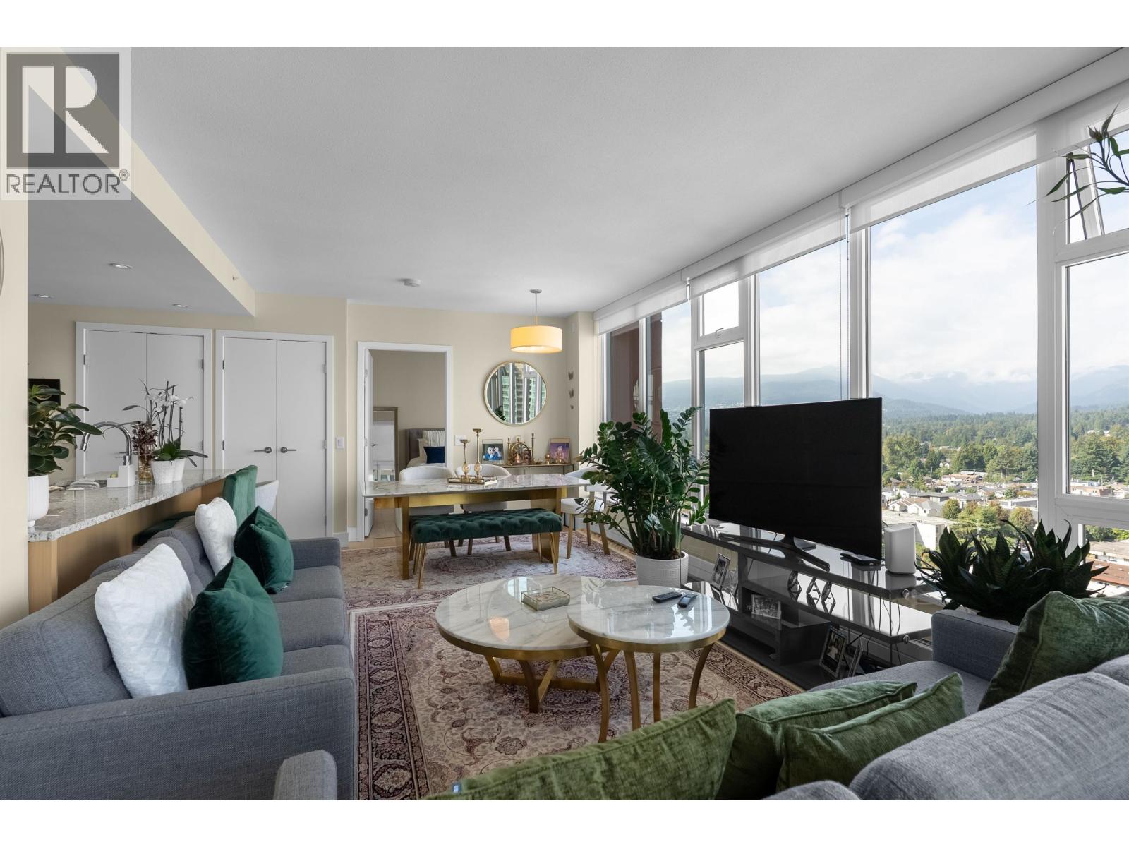 1401 150 W 15TH STREET, North Vancouver