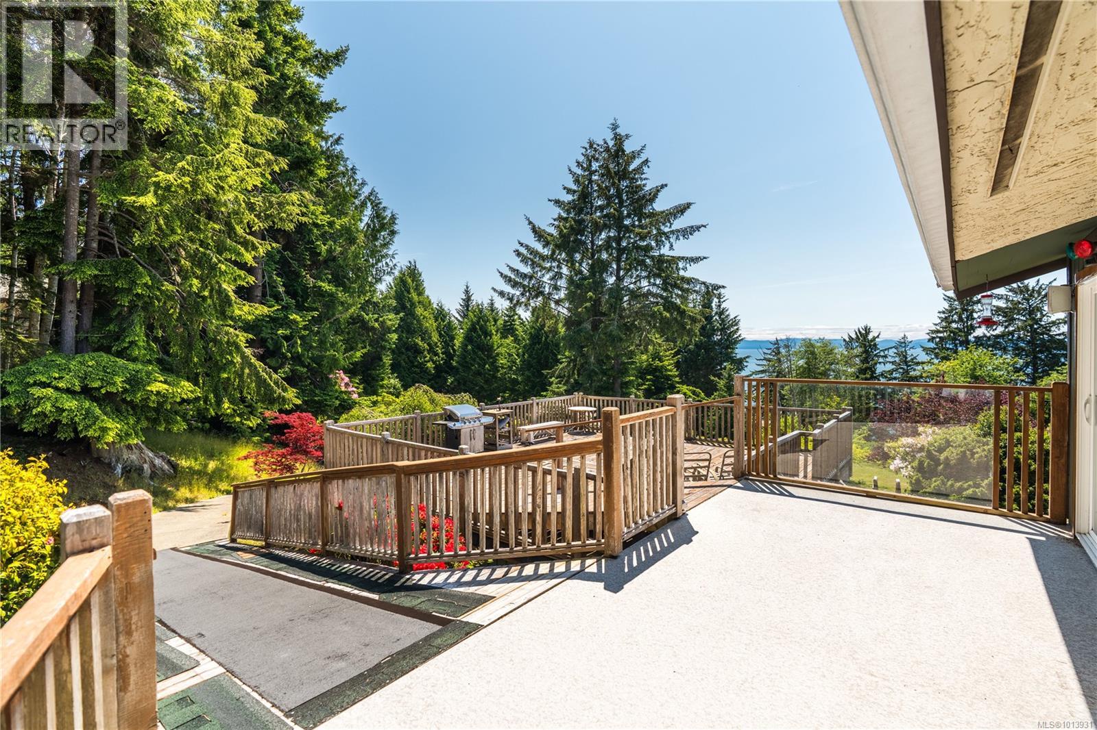  2623 Seaside Drive, Sooke