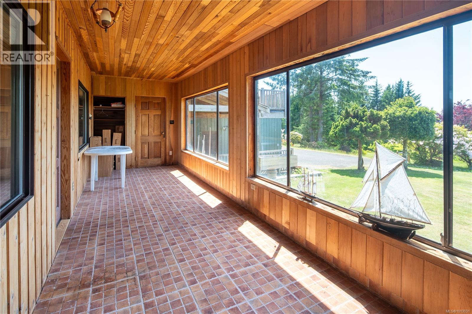  2623 Seaside Drive, Sooke