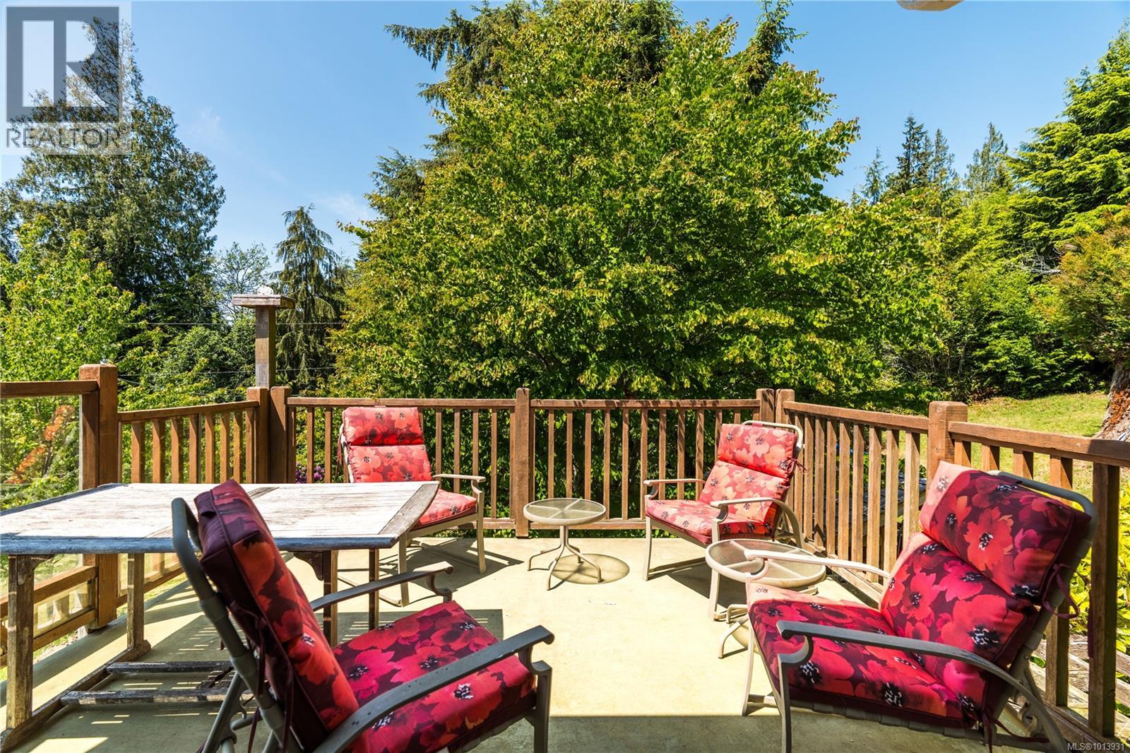  2623 Seaside Drive, Sooke