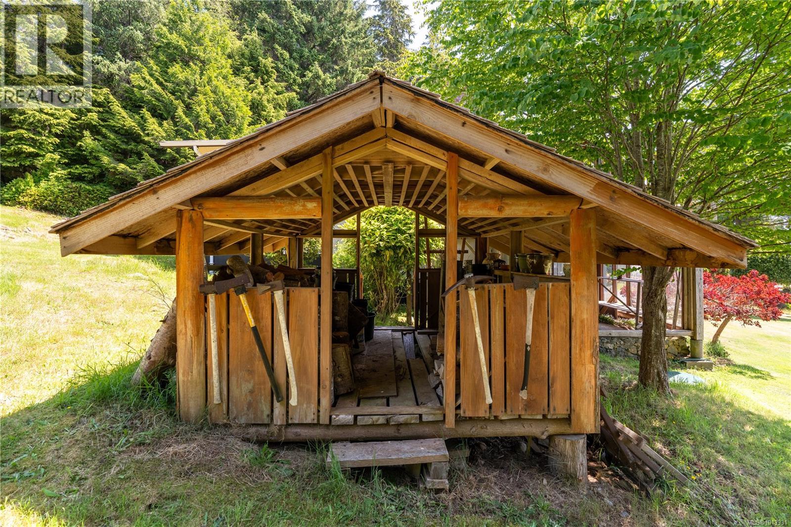  2623 Seaside Drive, Sooke