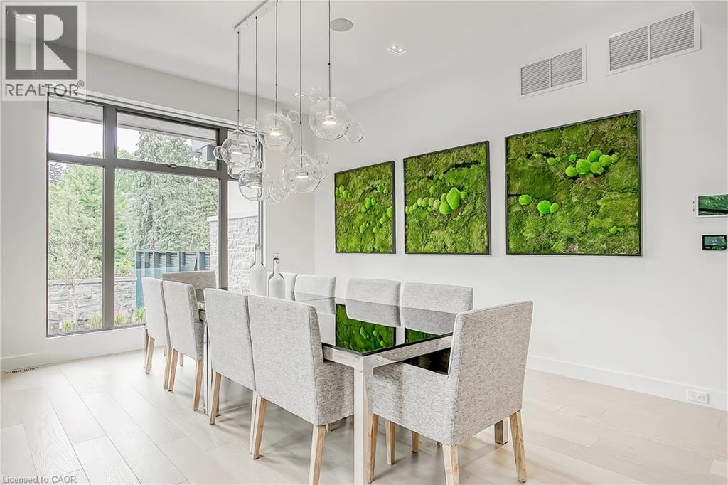 421 CHARTWELL Road - 12