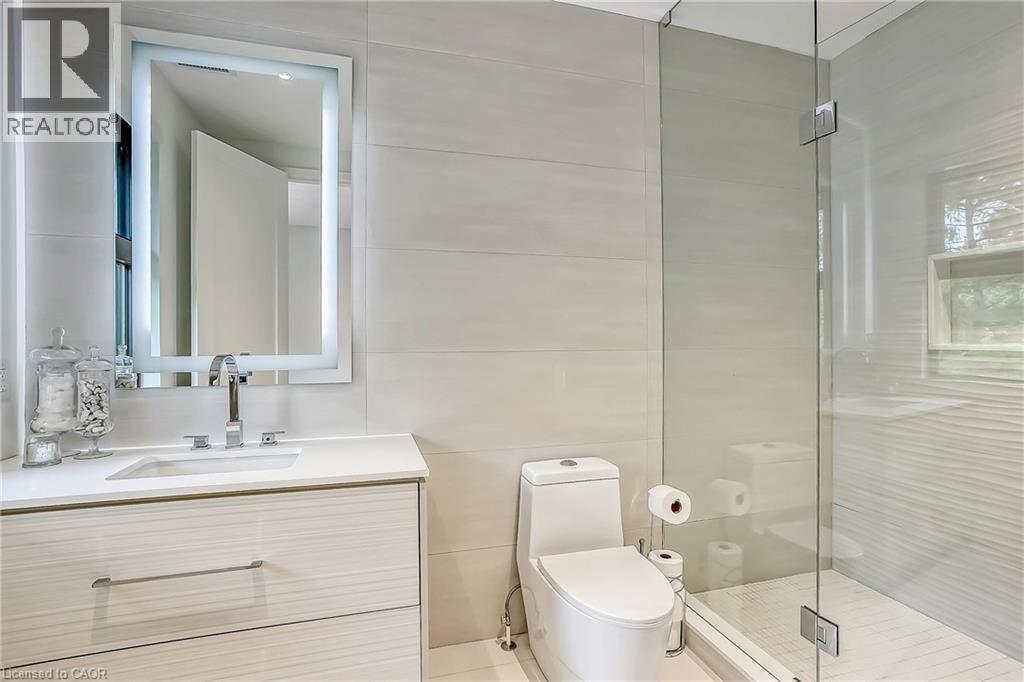 421 CHARTWELL Road - 24
