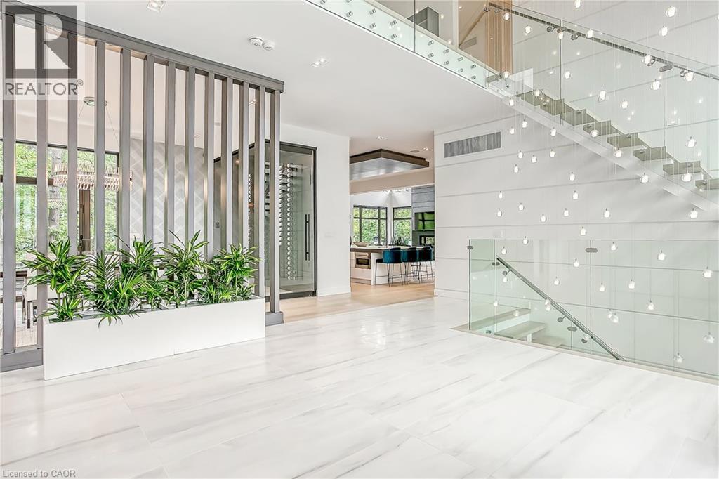 421 CHARTWELL Road - 4