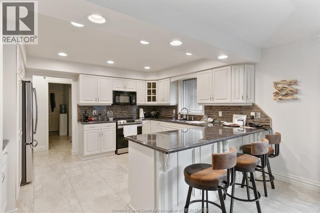 1530 RAVINE LINE - 16