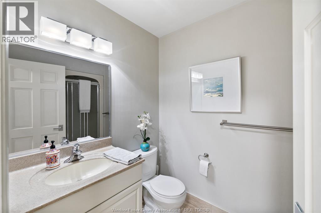 1530 RAVINE LINE - 36