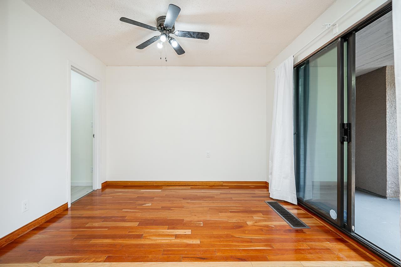 10570 HOLLY PARK LANE, Surrey