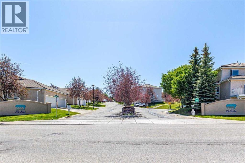39 Hamptons Link NW, Calgary, Alberta