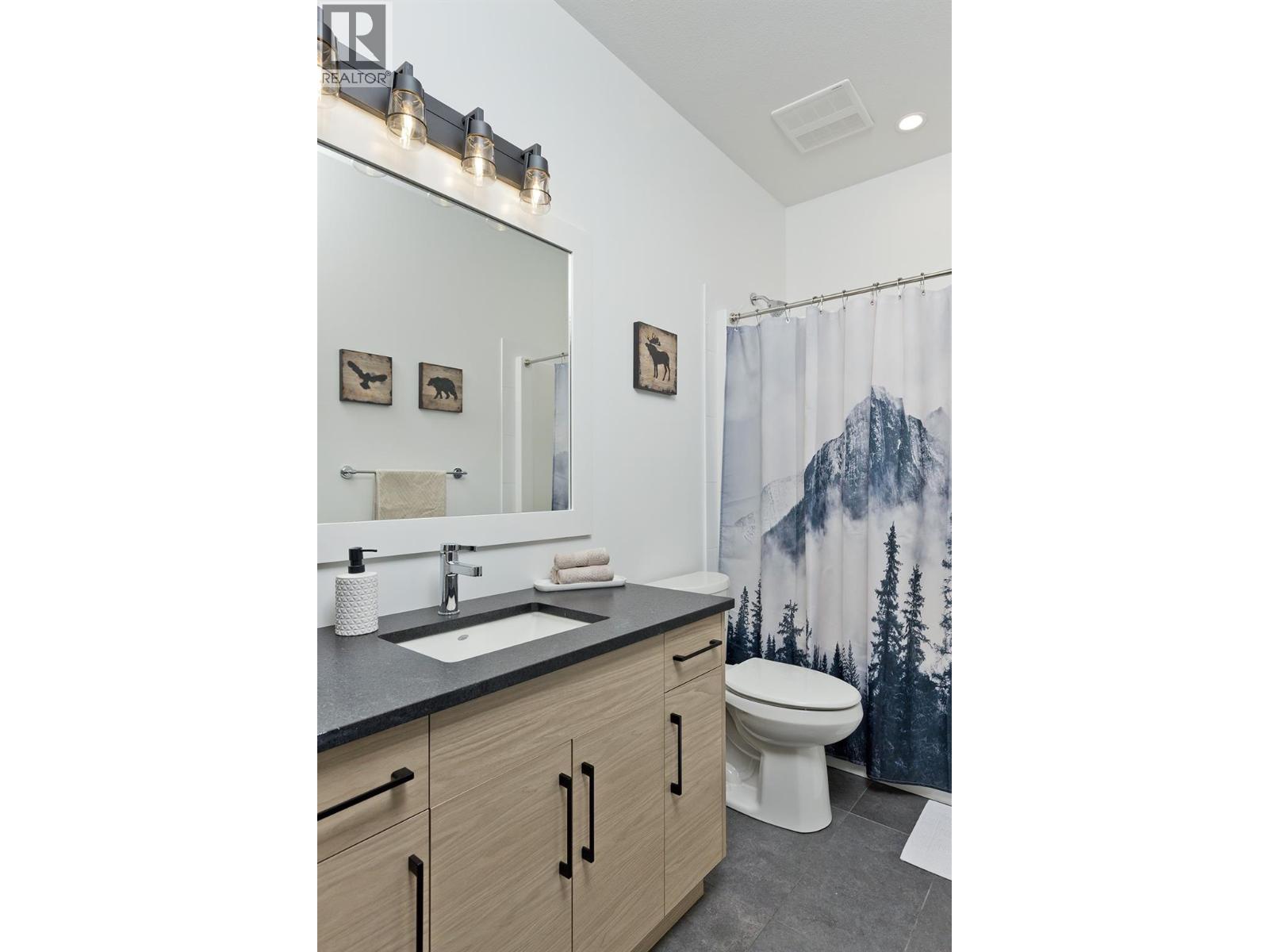 120 Grizzly Ridge Trail Unit# 12, Big White