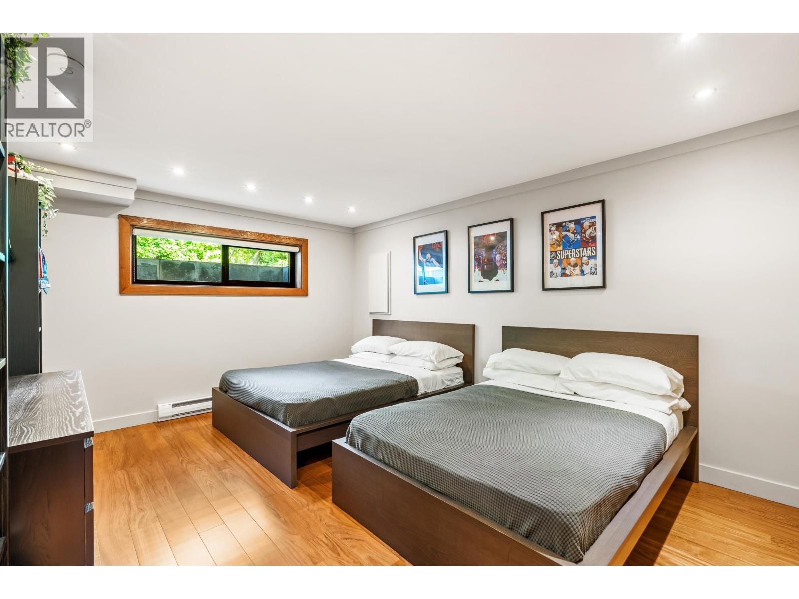 1325 25TH STREET, West Vancouver