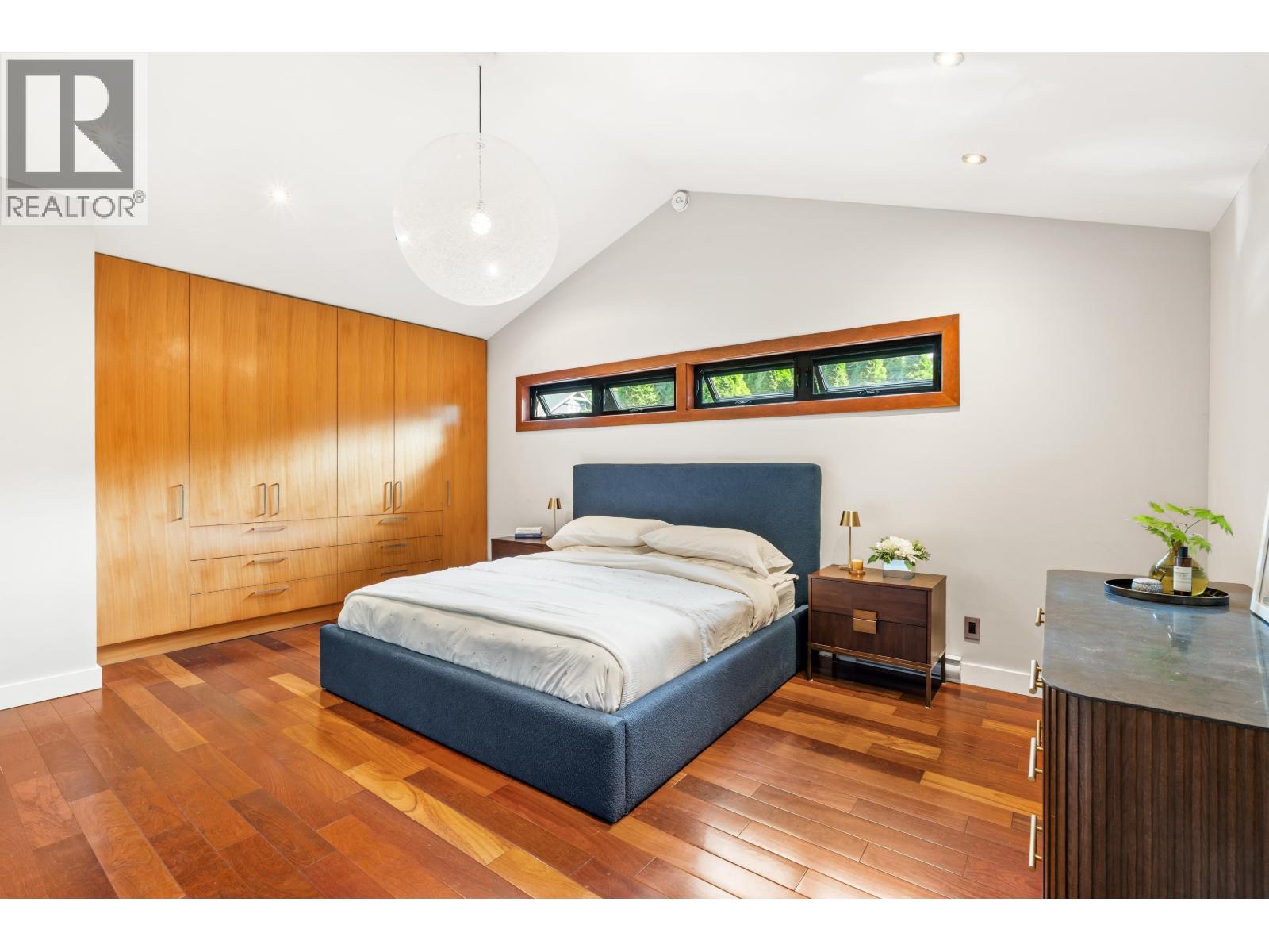 1325 25TH STREET, West Vancouver