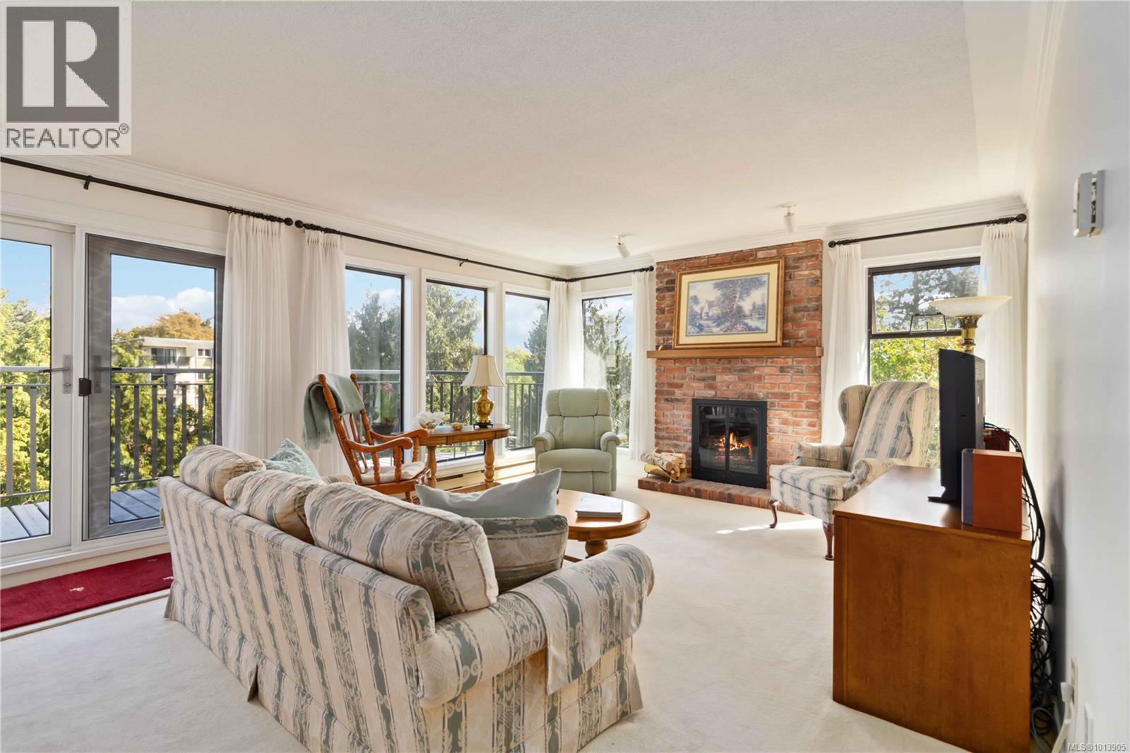 404 906 Southgate Street, Victoria