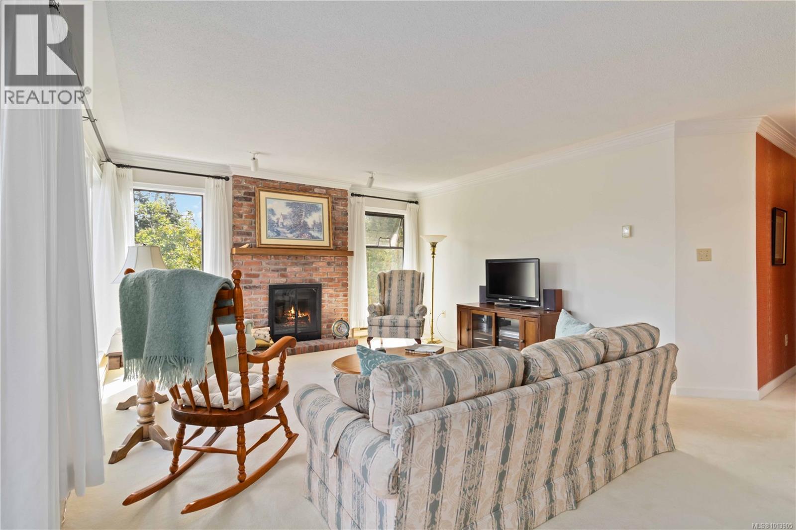 404 906 Southgate Street, Victoria