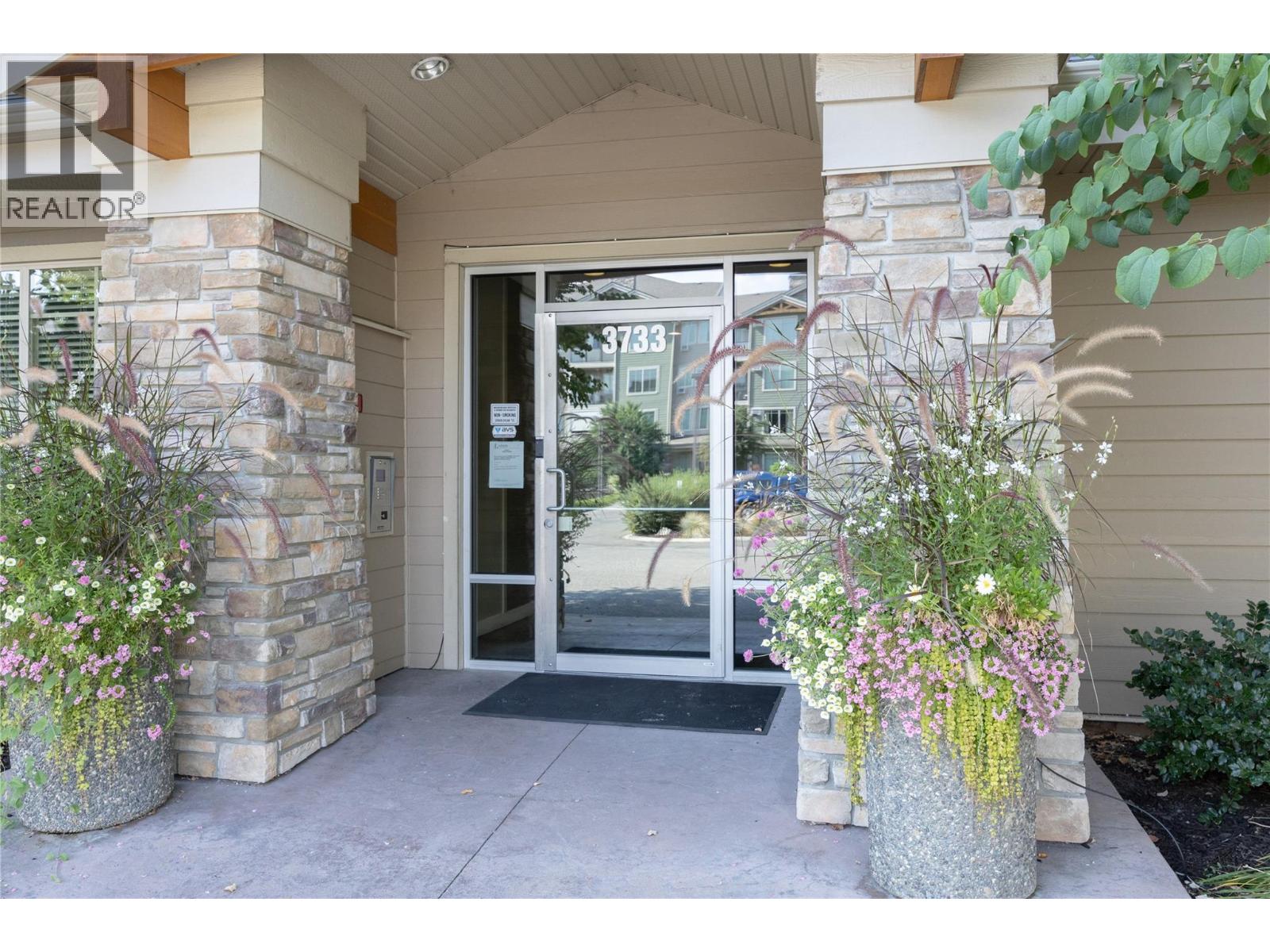 103 3733 Casorso Road, Kelowna