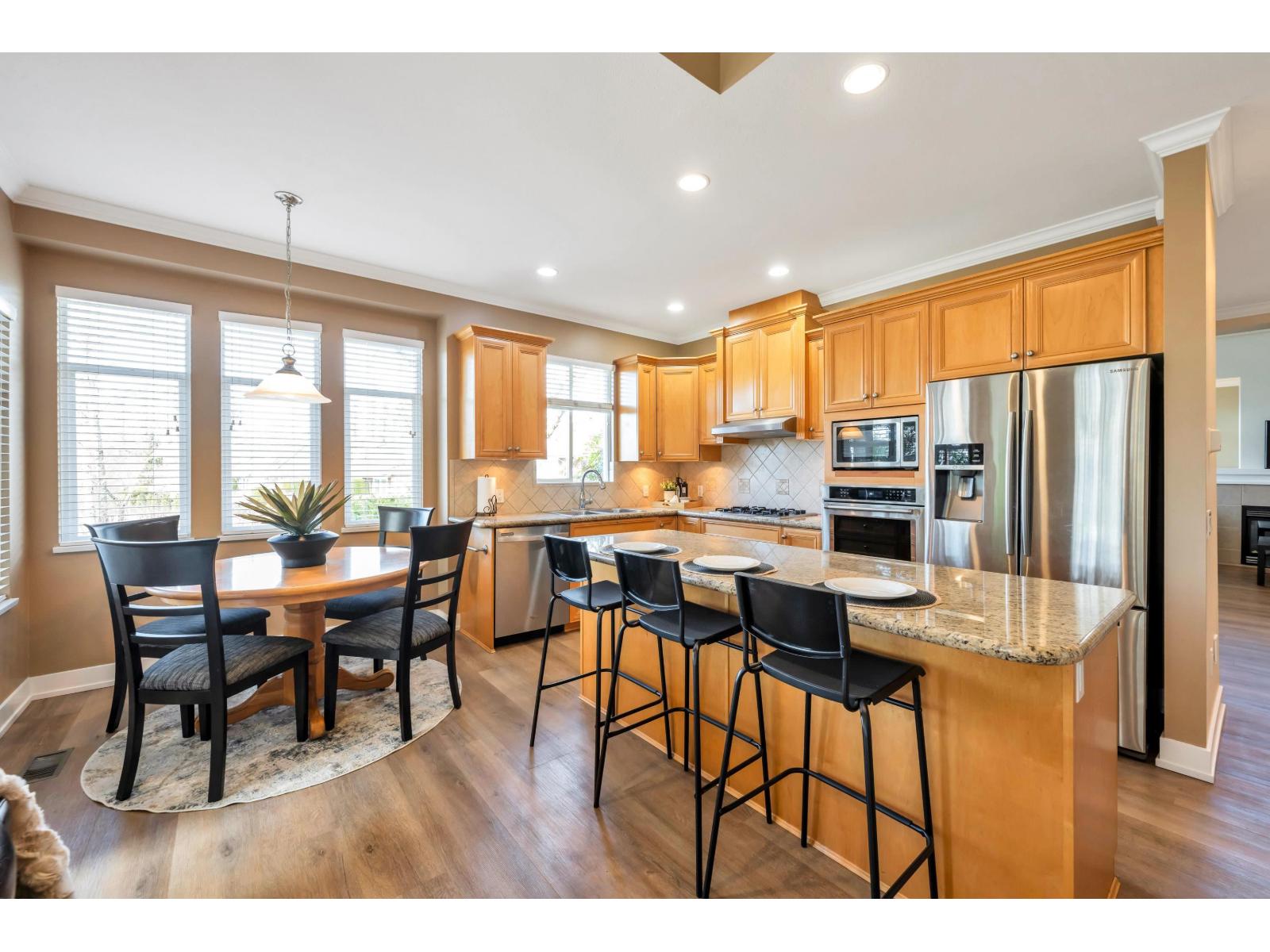 27 18088 8 AVENUE, Surrey