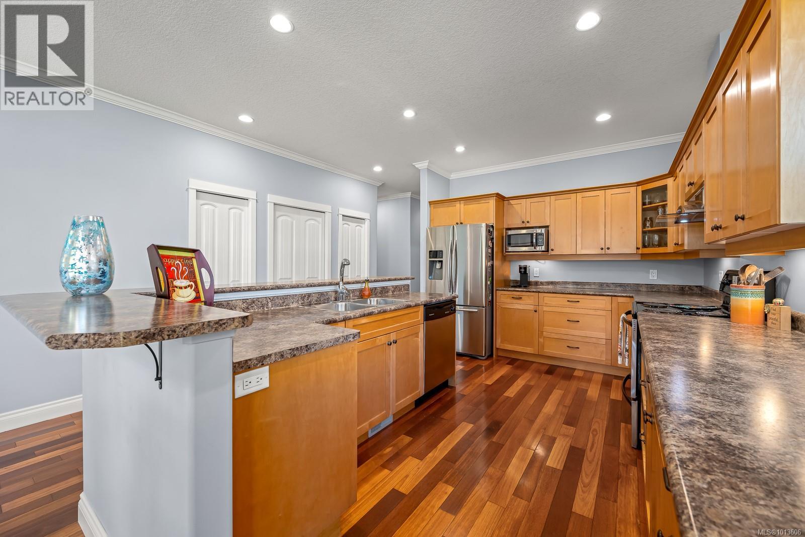 10 5300 Gainsberg Rd, Bowser