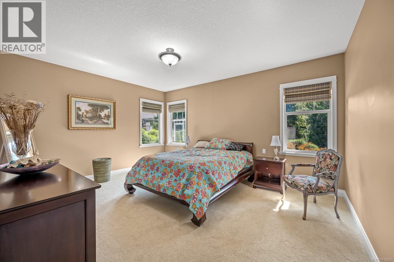 10 5300 Gainsberg Rd, Bowser